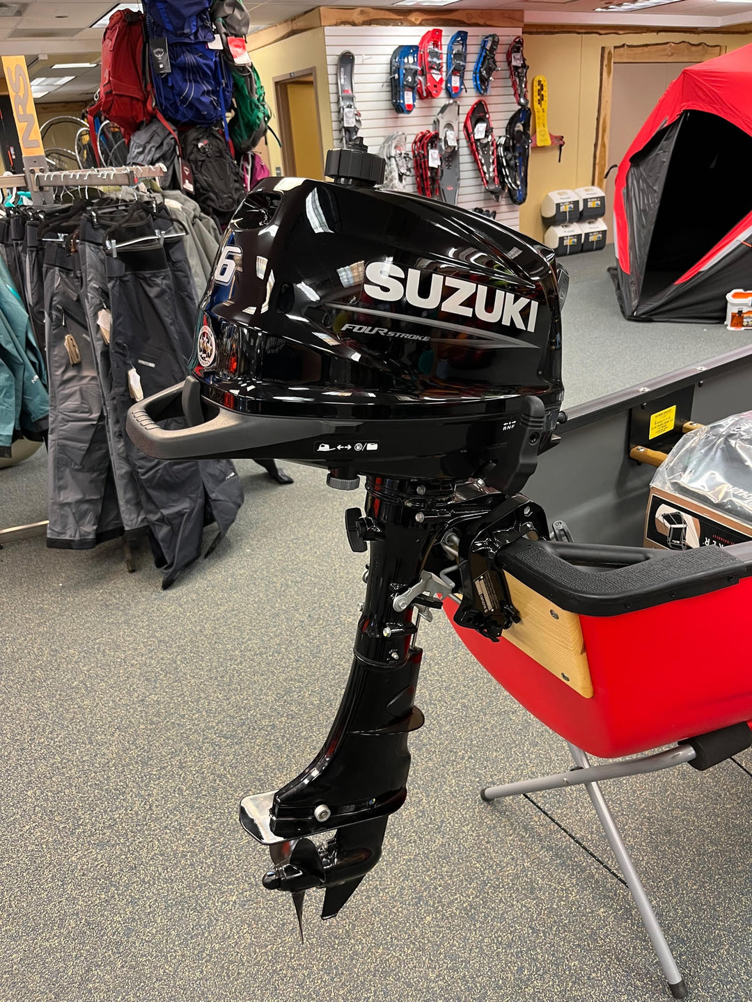 Suzuki Outboard Black DF6AS